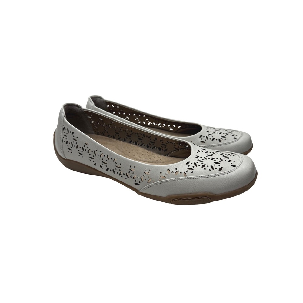 Array Laser Cut Floral Flats Womens 9W Off White Slip On Comfort Shoes Earthy